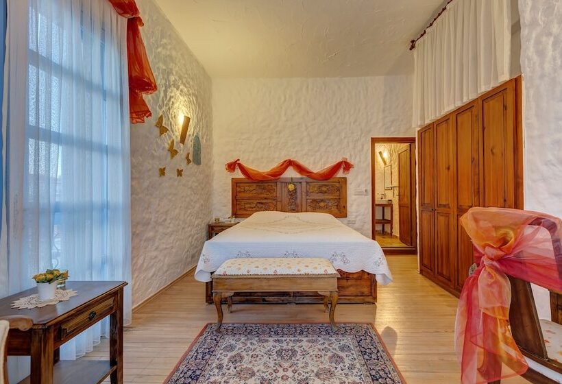 Deluxe Szoba, Lale Lodge