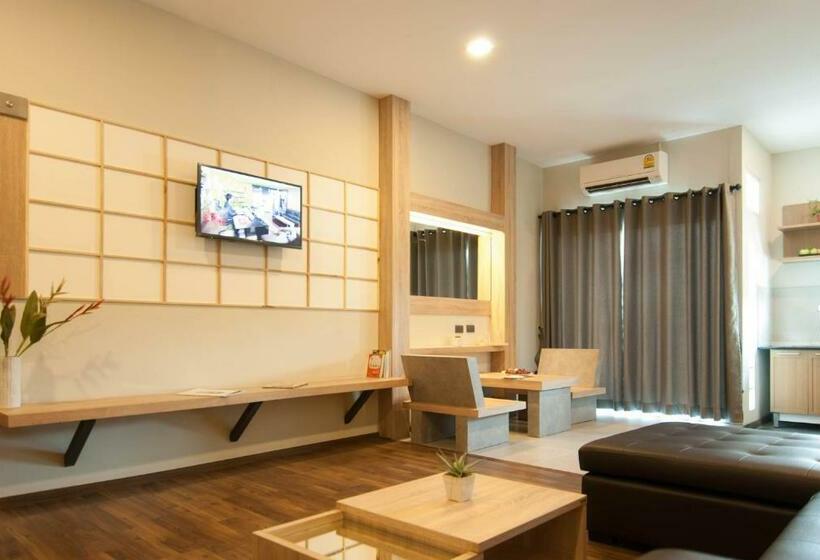 جناح مزوَّد بشرفة, The Zenith Residence