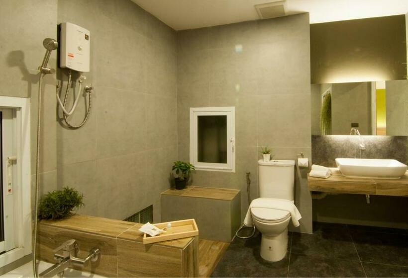 جناح مزوَّد بشرفة, The Zenith Residence