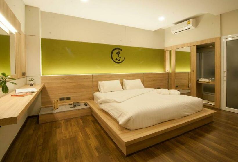 جناح مزوَّد بشرفة, The Zenith Residence