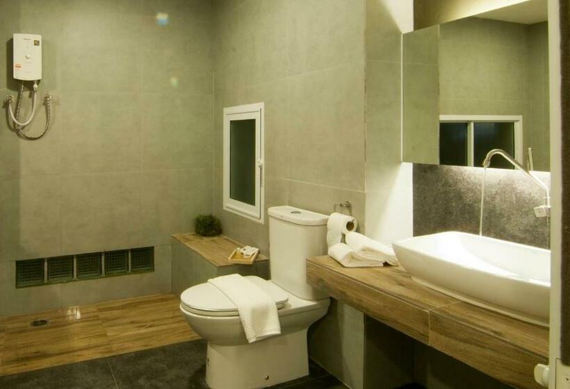 جناح مزوَّد بشرفة, The Zenith Residence