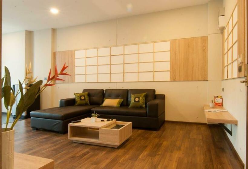 جناح مزوَّد بشرفة, The Zenith Residence