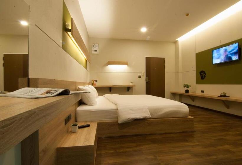 غرفة ديلوكس مزودة بشرفة, The Zenith Residence