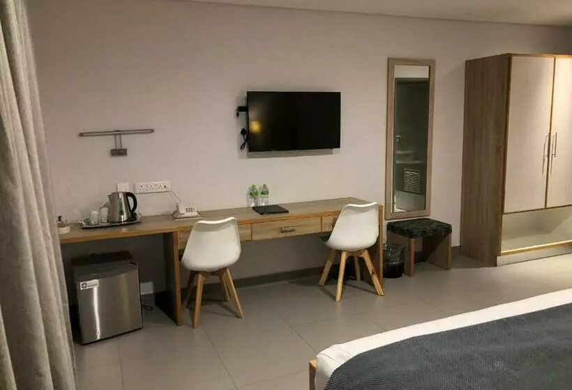 اتاق سوپریور با تخت بزرگ, Travelodge