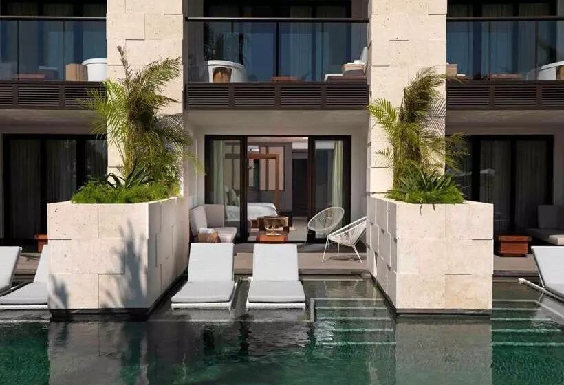 ルームシェアのワンベッド, Unico Hotel Riviera Maya Adults Only
