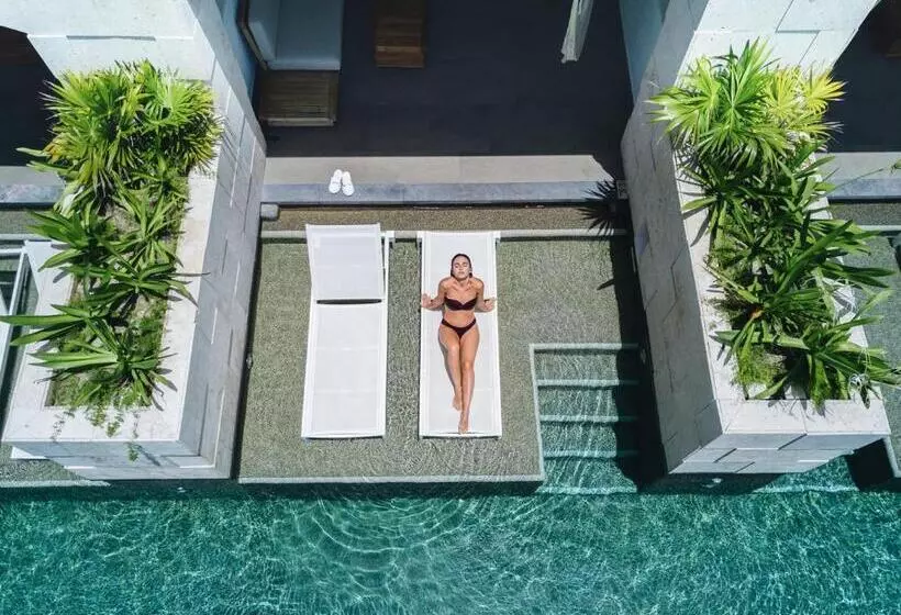 ルームシェアのワンベッド, Unico Hotel Riviera Maya Adults Only
