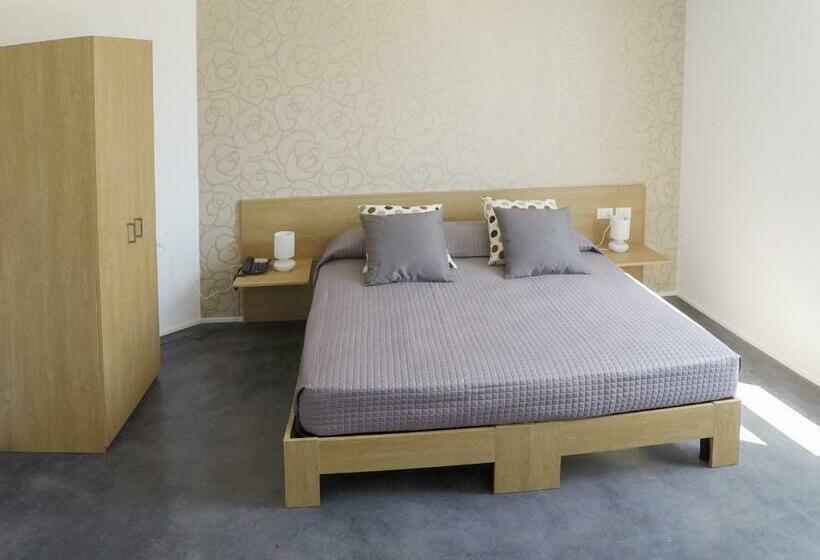 اتاق استاندارد, Abraxia Guest House