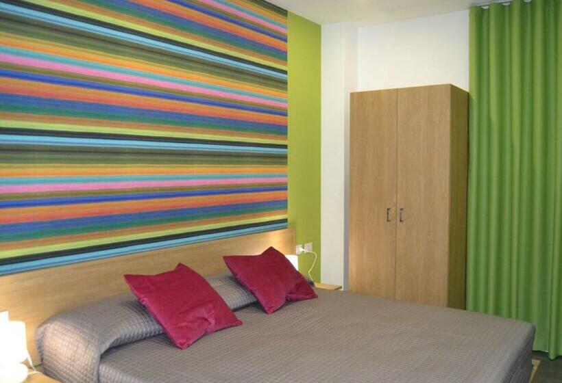 חדר דלוקס יחיד, Abraxia Guest House