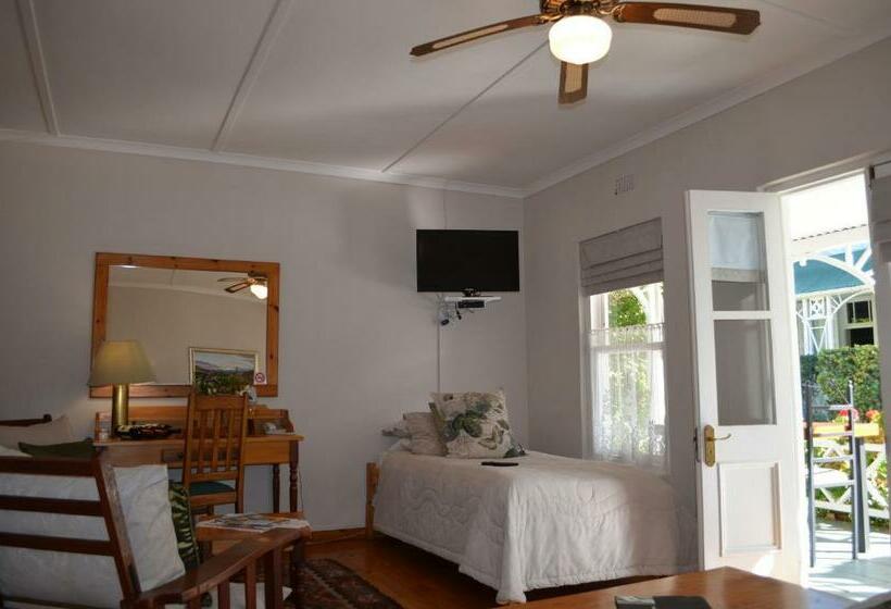 اتاق خانوادگی, Adley House