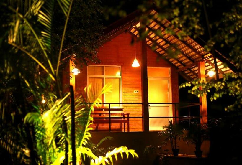 デラックスファミリールーム, Safari Lodge Yala