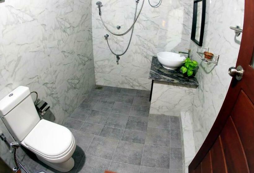 デラックストリプルルーム, Safari Lodge Yala