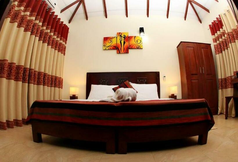 デラックストリプルルーム, Safari Lodge Yala