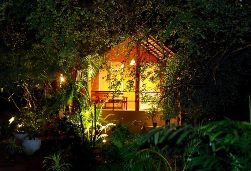 デラックスルーム, Safari Lodge Yala