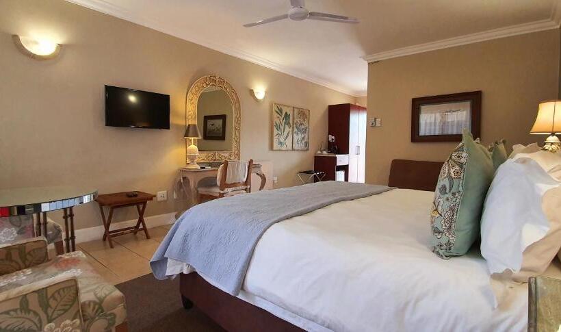 חדר משפחתי, The Mandyville Jeffreys Bay