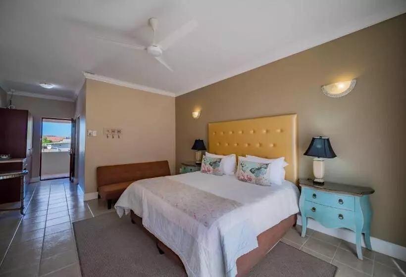 Perhehuone, The Mandyville Jeffreys Bay