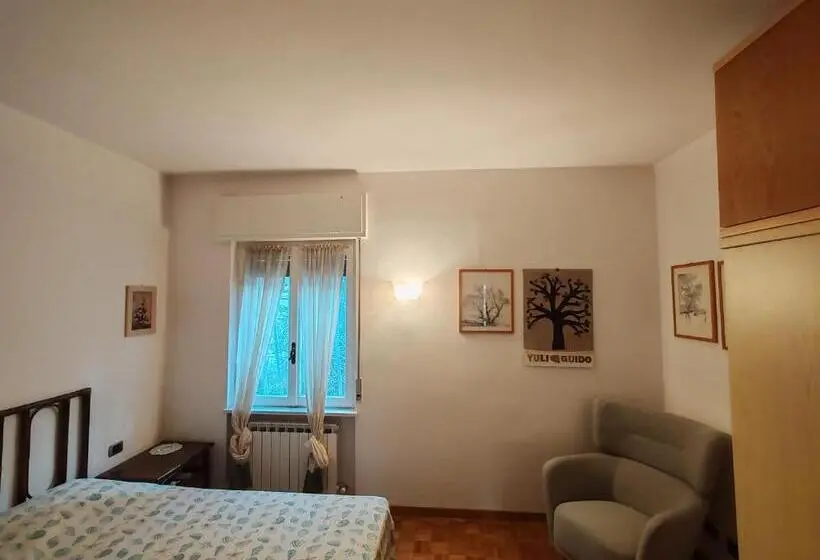اتاق خانوادگی با چشم‌انداز باغ, B&b La Taverna Di Mulinetti