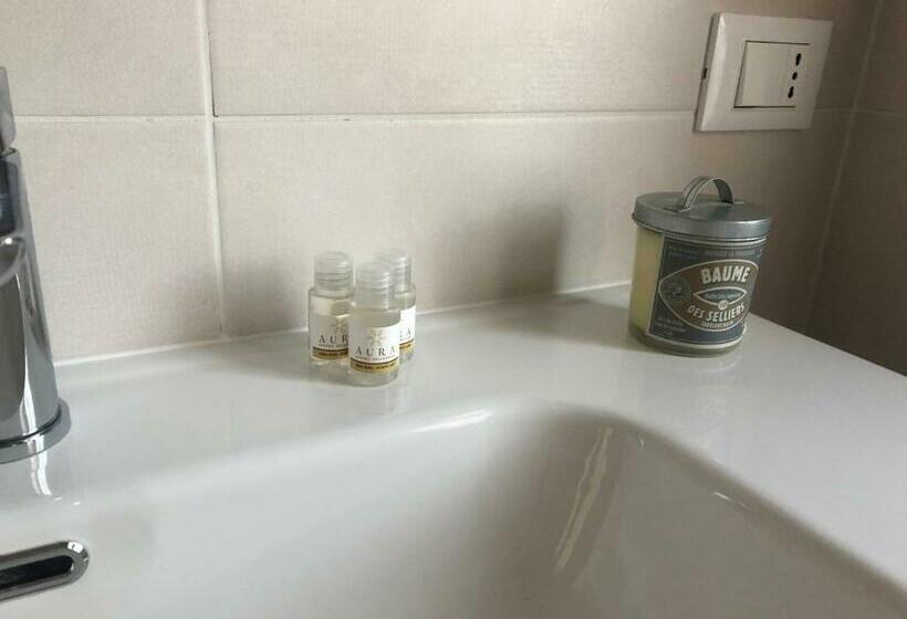 Chambre Deluxe King Size, R&b Midora