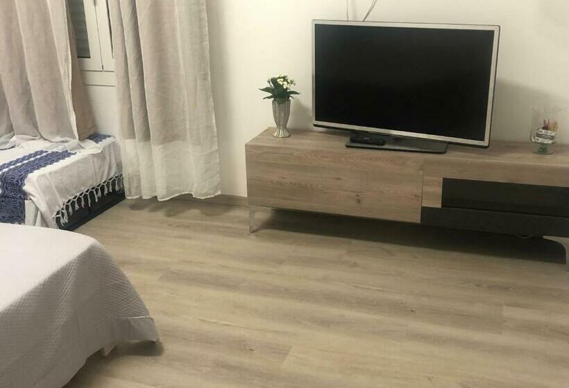 Chambre Deluxe King Size, R&b Midora