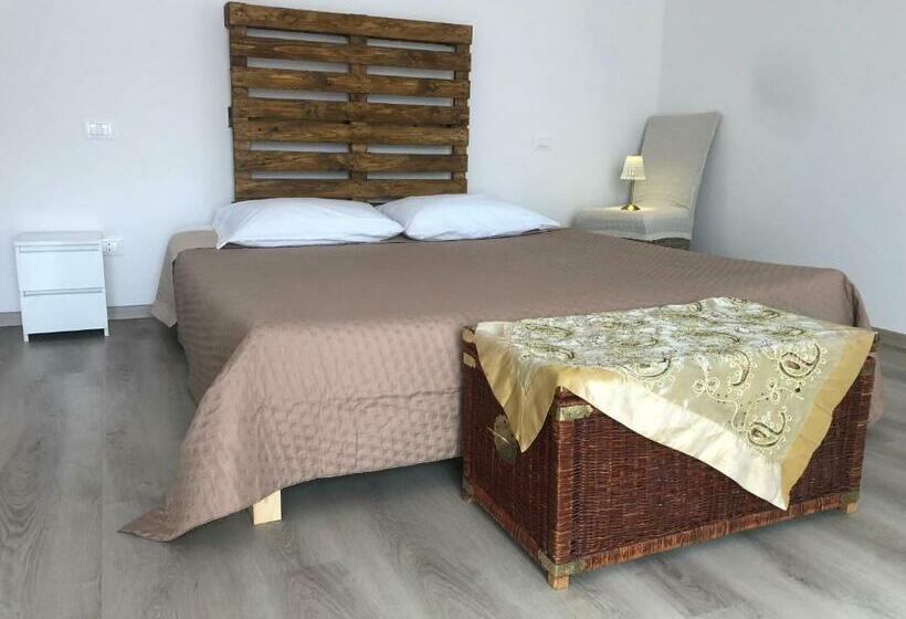 Chambre Standard Lit King Size, R&b Midora