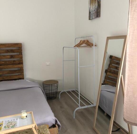 Chambre Standard Lit King Size, R&b Midora