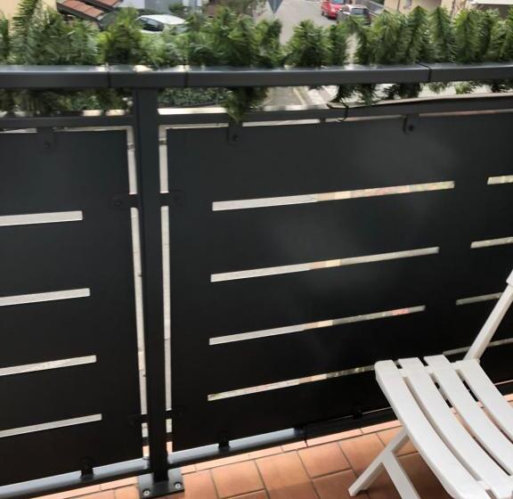 Chambre Standard Lit King Size, R&b Midora