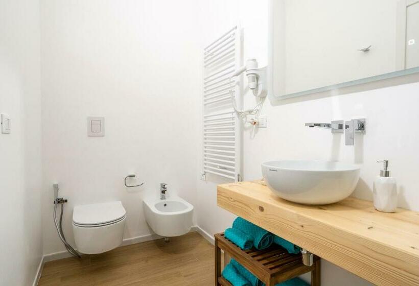 اتاق سوپریور با تخت بزرگ, Casa Del Barone   Luxury Suites