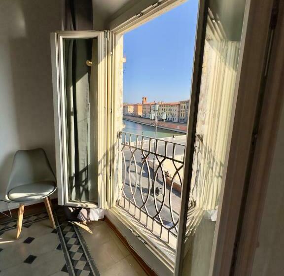اتاق سوپریور با تخت بزرگ, Lungarno Suite