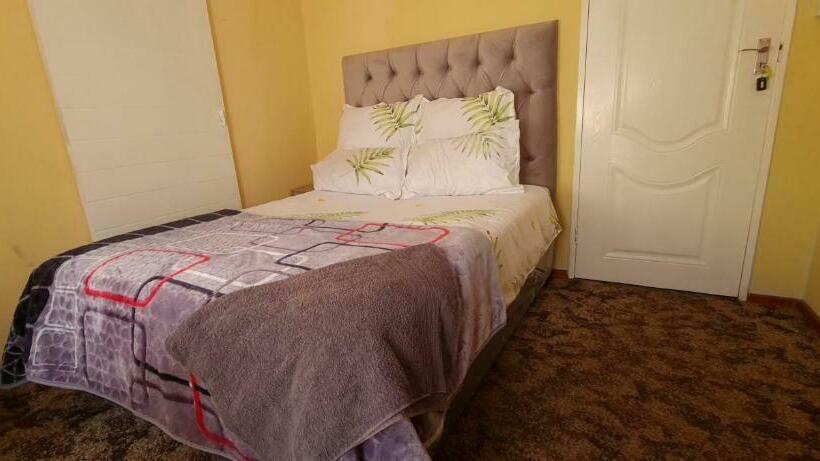 Номер Стандарт, Ojong S Guesthouse Kraaifontein   Eikendel