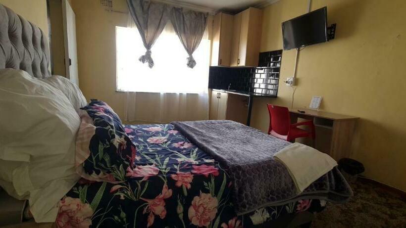 غرفة قياسية, Ojong S Guesthouse Kraaifontein   Eikendel