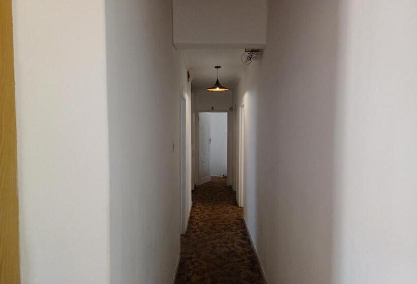 غرفة أساسية ثلاثية, Ojong S Guesthouse Kraaifontein   Eikendel