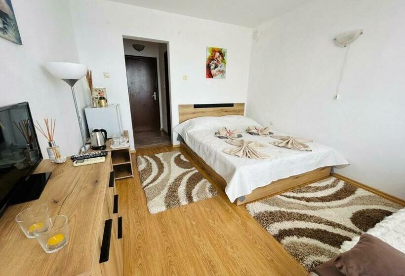 Номер Deluxe Вид на Море с Балконом, South Point, резово