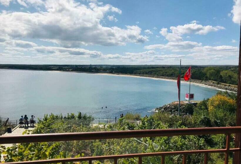 Номер Deluxe Вид на Море с Балконом, South Point, резово