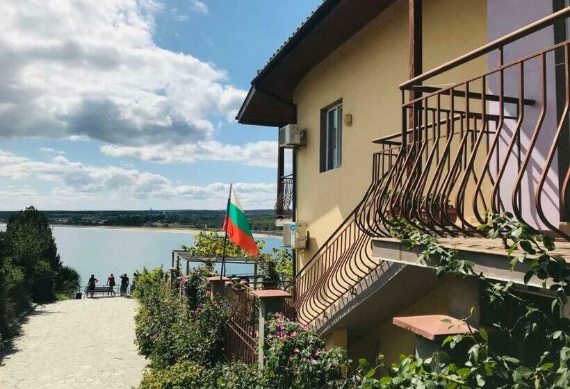 Номер Стандарт Вид на Море с Балконом, South Point, резово