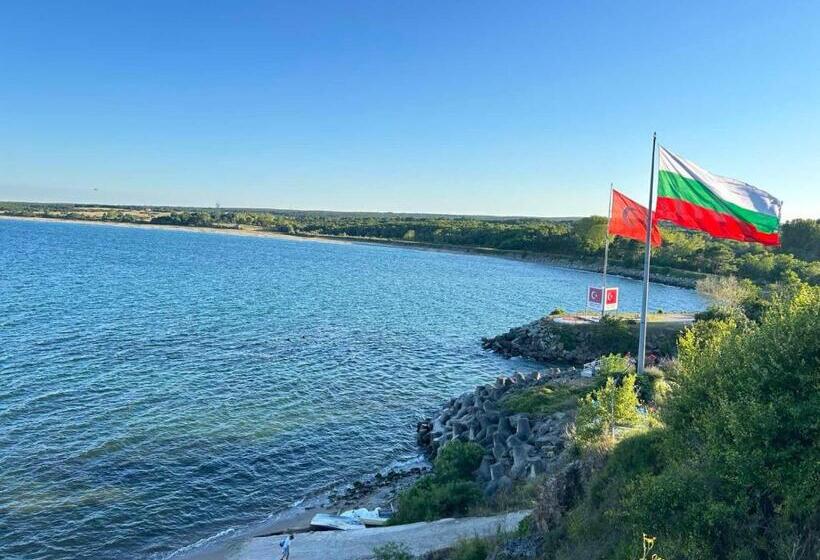 Номер Deluxe Вид на Море с Балконом, South Point, резово