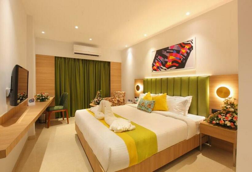 豪华房间, The Grand Ambassador