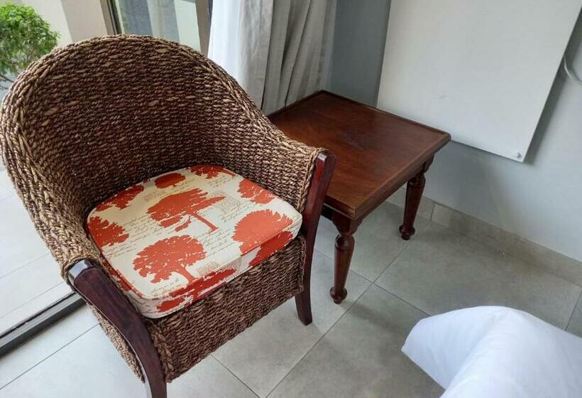 Номер Стандарт, Realjoy Guest Suites