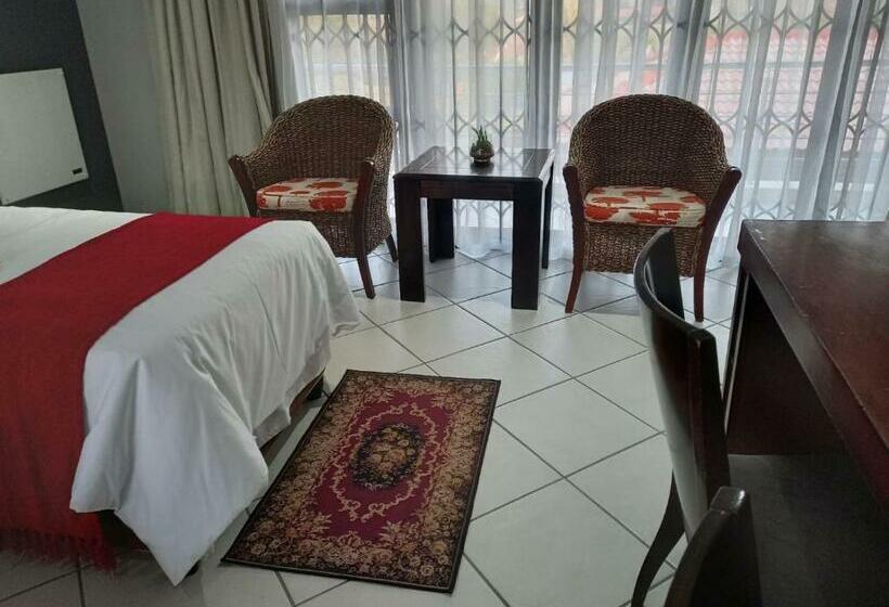 غرفة ديلوكس مزودة بشرفة, Realjoy Guest Suites