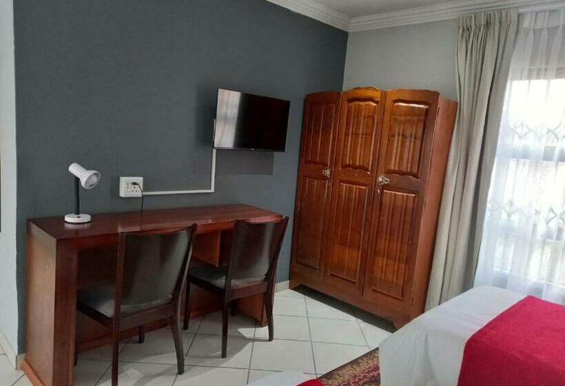 غرفة ديلوكس مزودة بشرفة, Realjoy Guest Suites