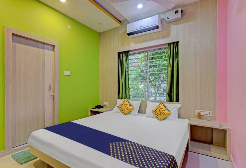 غرفة كلاسيكية ثلاثية, Oyo Flagship Borah S Griham