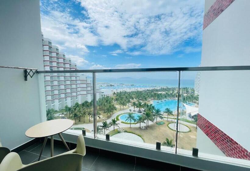 اتاق استاندارد با تخت بزرگ, Happy Beach Seaview Hotel   The Arena Cam Ranh Resort