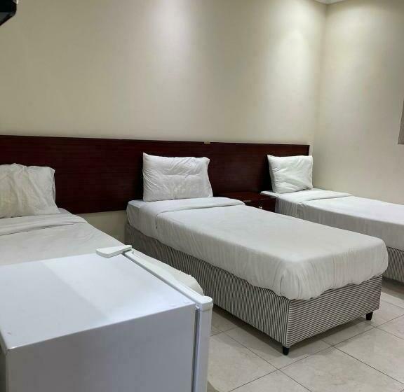 Economy Triple Room, فندق نزل الحجاز 2