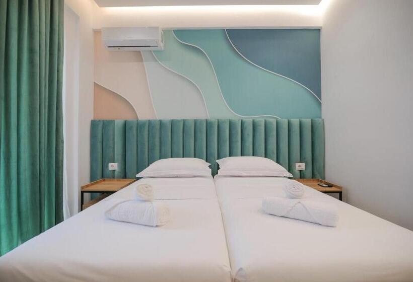 デラックストリプルルーム, La Maison Boutique