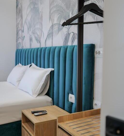 デラックストリプルルーム, La Maison Boutique