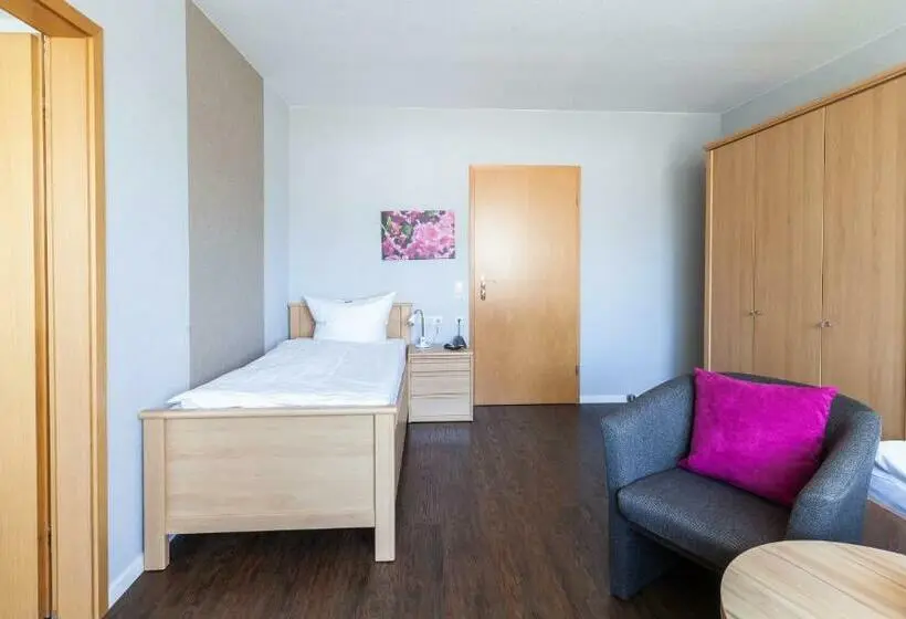 Standard Yhden Hengen Huone, Pension Wilken