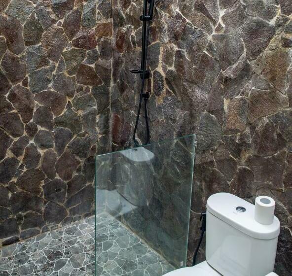 غرفة قياسية, The Ujung Bocur Bungalows