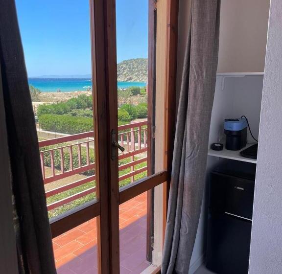 غرفة قياسية مطلّة علي البحر مزوَّدة بشُرفة, Solanas Home Stay   Rooms