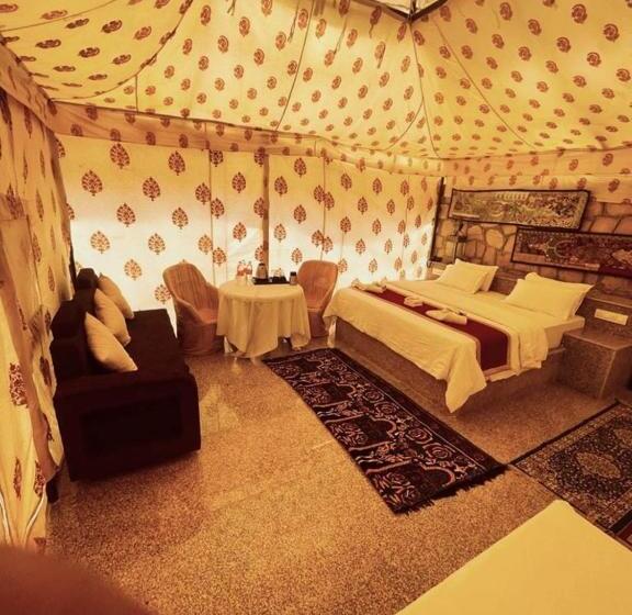 Quarto Estandar, Experience Desert Resort