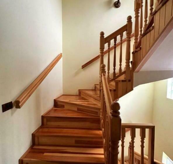 اتاق استاندارد سه نفره, Residence: Quku I Valbones