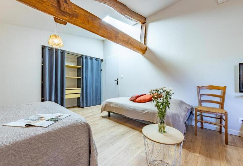 חדר קומפורט לשלושה, ô Domaine Du Roussillon