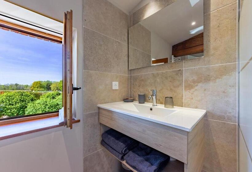 חדר קומפורט לשלושה, ô Domaine Du Roussillon